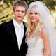 Illustration for article titled Avril Goes Forward With Divorce; Taylor Swifts emSNL/em Plans